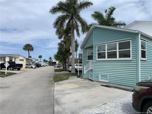 $389,900 | 1156 Nettles Boulevard, Jensen Beach, FL 34957