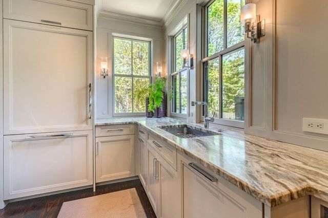 $1,279,500 | 30 Telegraph Street, Boston, MA 02127