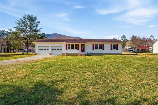 $280,000 | 3320 John Mason Road, Salem, VA 24153