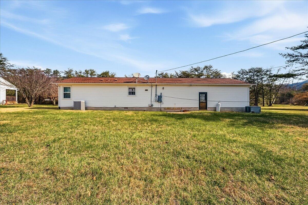 3320 John Mason Road Salem, VA 24153 - Photo 26 of 28 26-VM-04574