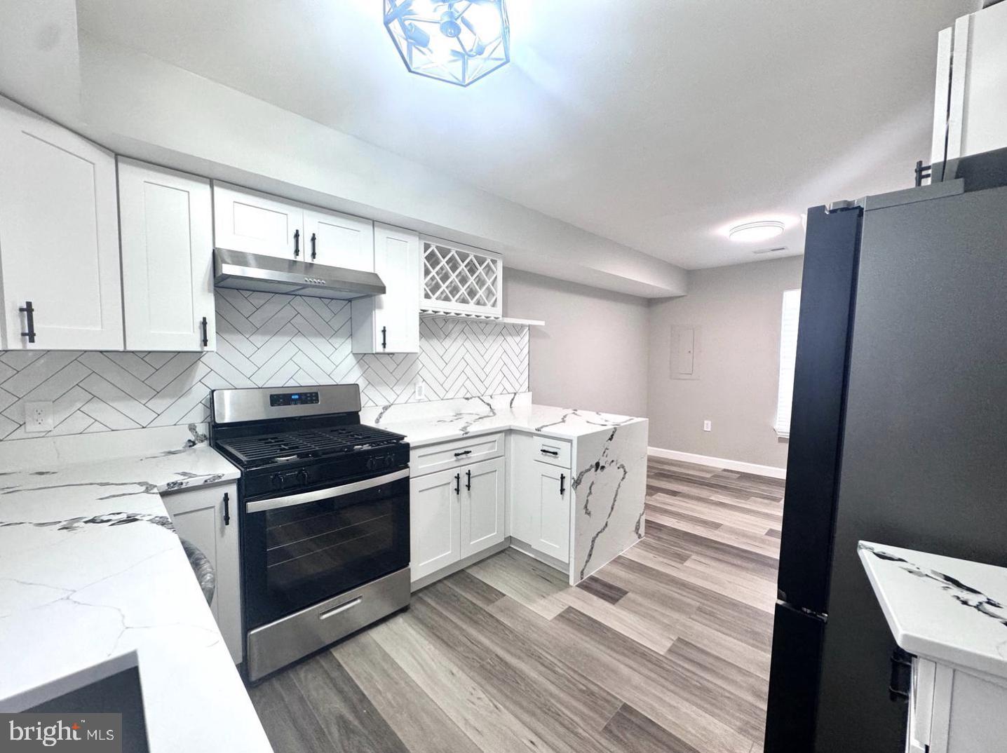 1916 South Glebe Road Arlington, VA 22204 - Photo 6 of 13