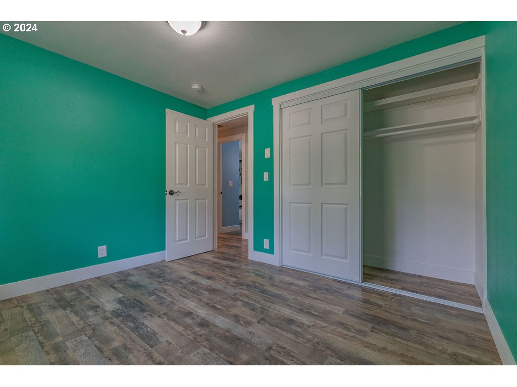 2102 Delta Street Eugene, OR 97404 - Photo 18 of 35 a view of room with window