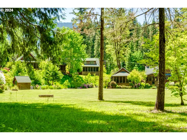 $530,000 | 56483 McKenzie Highway, Blue River, OR 97413