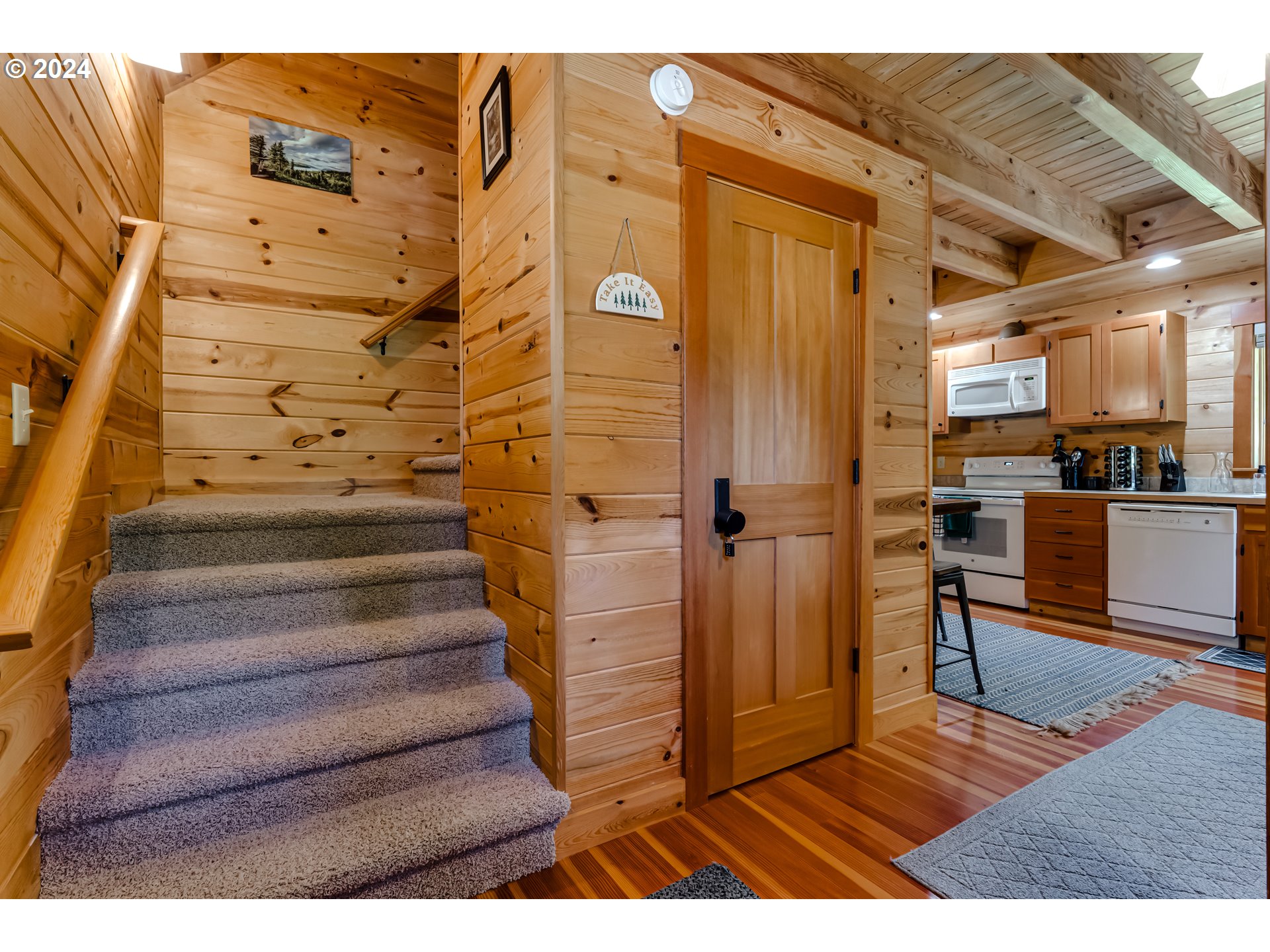 56483 McKenzie Highway Blue River, OR 97413 - Photo 8 of 38 a view of entryway and hall with wooden floor