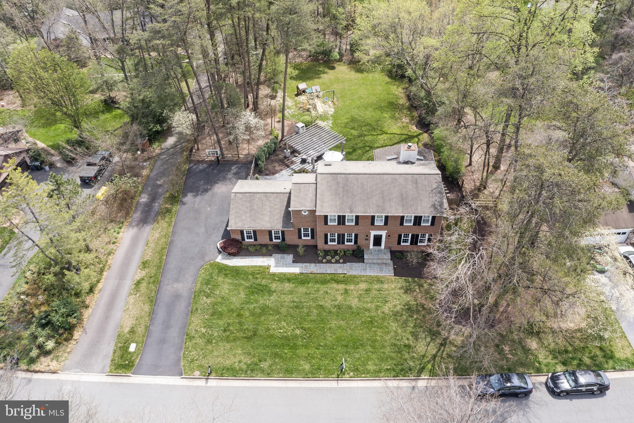 11453 Bronzedale Drive Oakton, VA 22124 - Photo 1 of 45