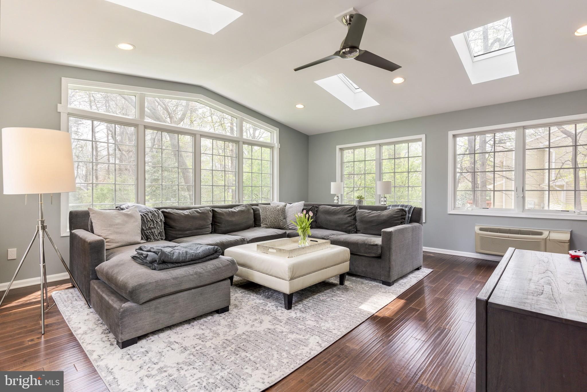 11453 Bronzedale Drive Oakton, VA 22124 - Photo 26 of 45