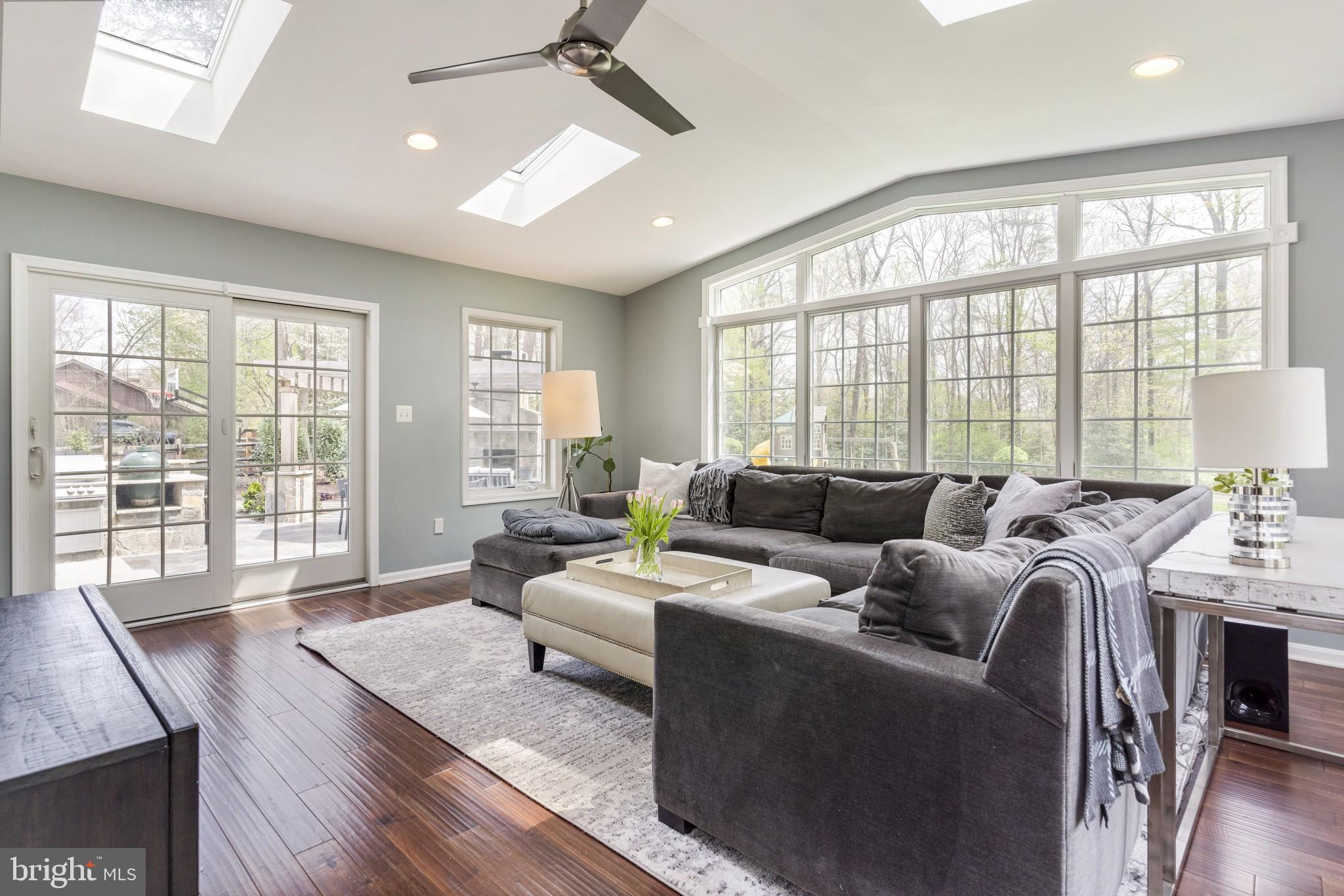 11453 Bronzedale Drive Oakton, VA 22124 - Photo 27 of 45