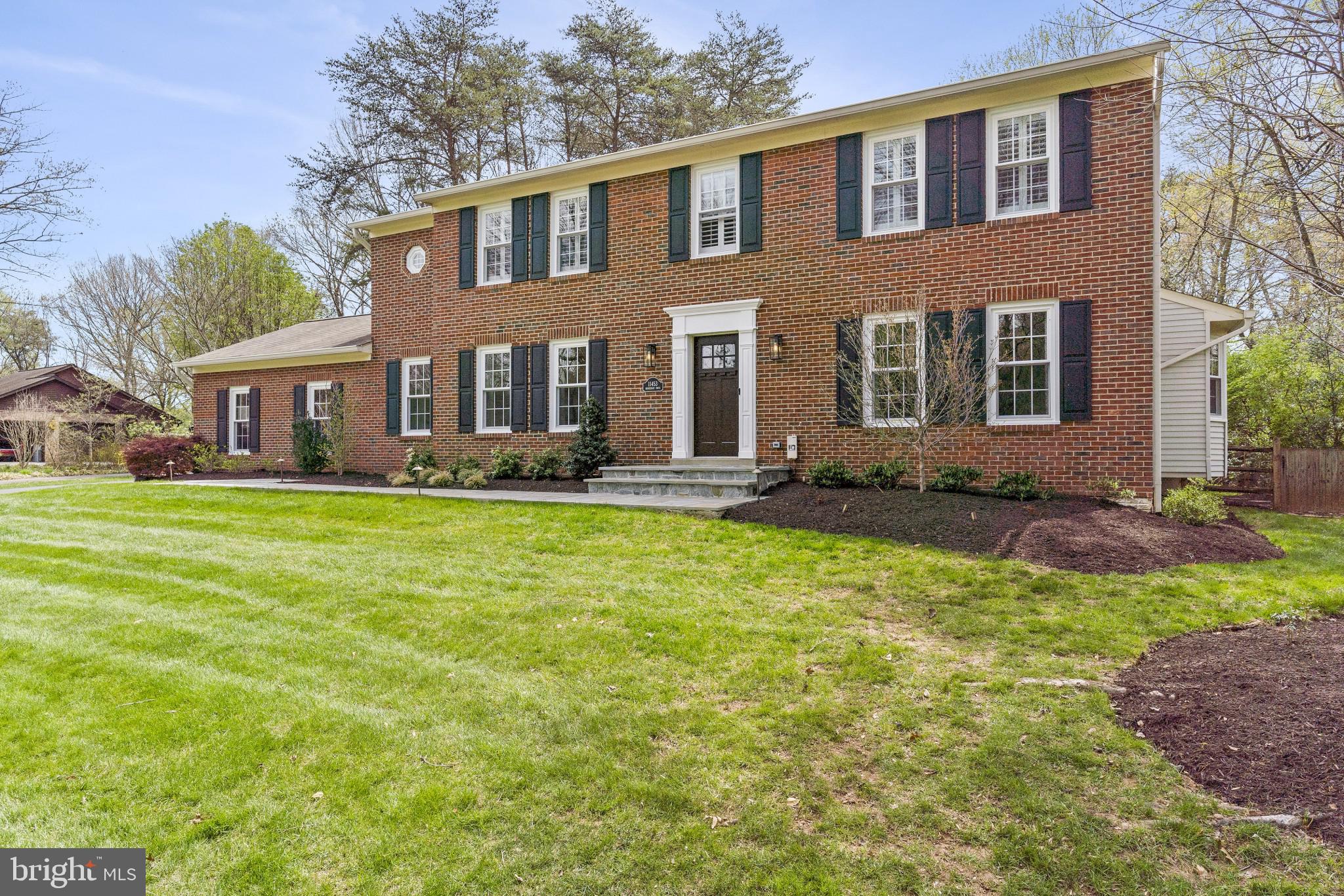 11453 Bronzedale Drive Oakton, VA 22124 - Photo 6 of 45