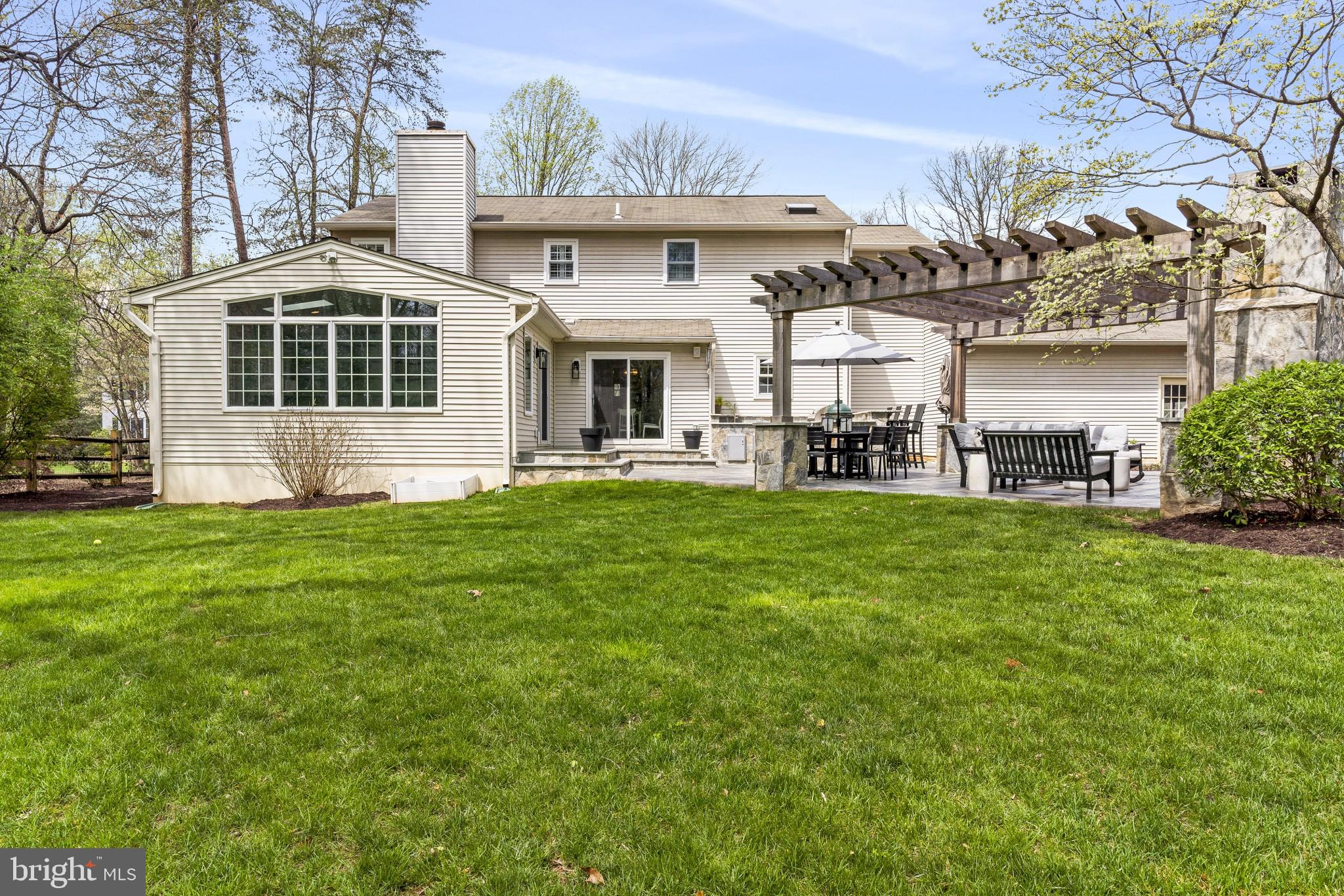 11453 Bronzedale Drive Oakton, VA 22124 - Photo 9 of 45