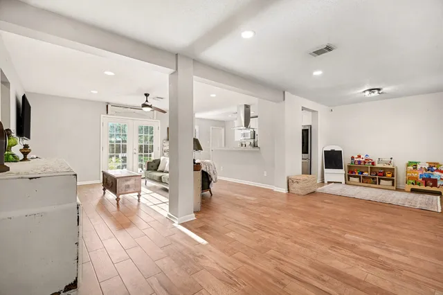 $308,000 | 3037 Longwood Lane, Dickinson, TX 77539