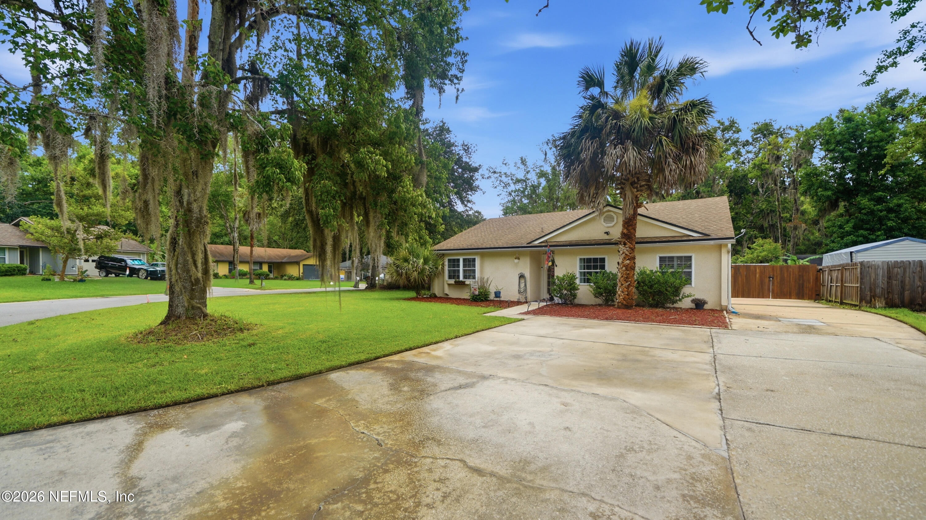 1695 Sandy Hollow Loop Middleburg, FL 32068 - Photo 46 of 49 1695 Sandy Hollow Loop-45