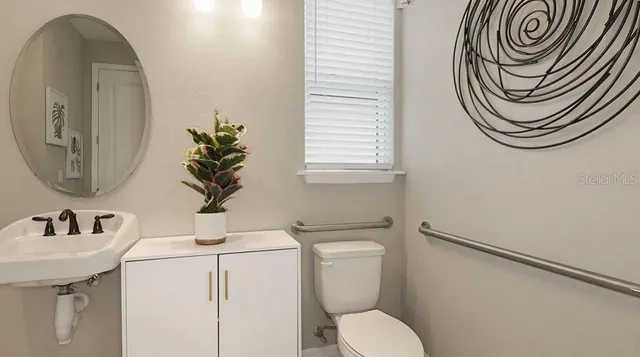 $439,999 | 811 Steel Drive, Ruskin, FL 33570