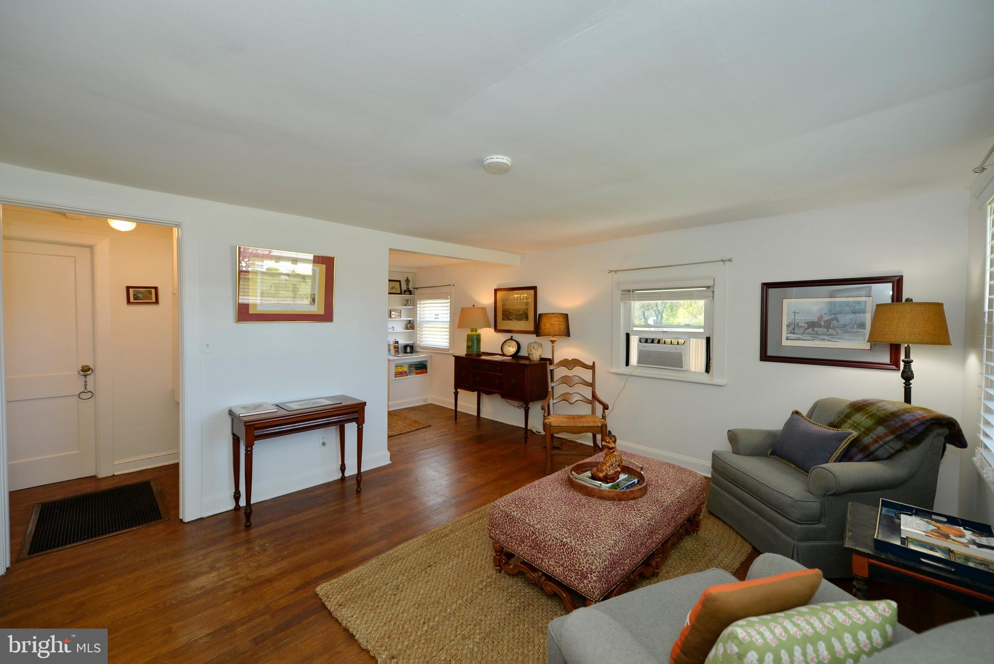 22282 St Louis Road Middleburg, VA 20117 - Photo 8 of 41