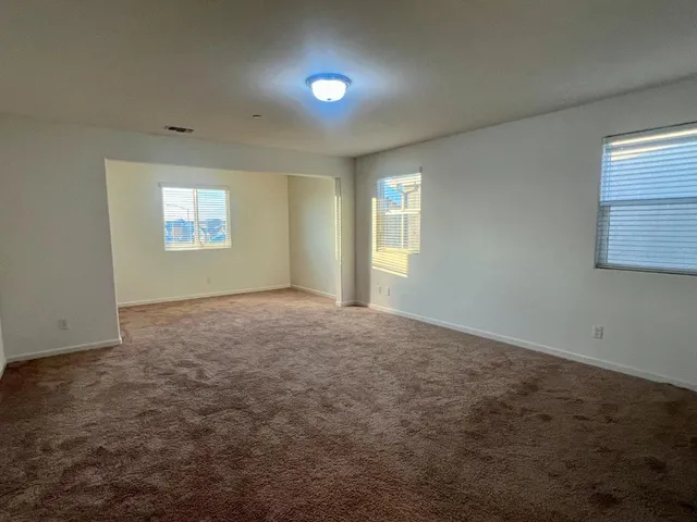 $475,000 | 2959 North Stanley Avenue, Fresno, CA 93737