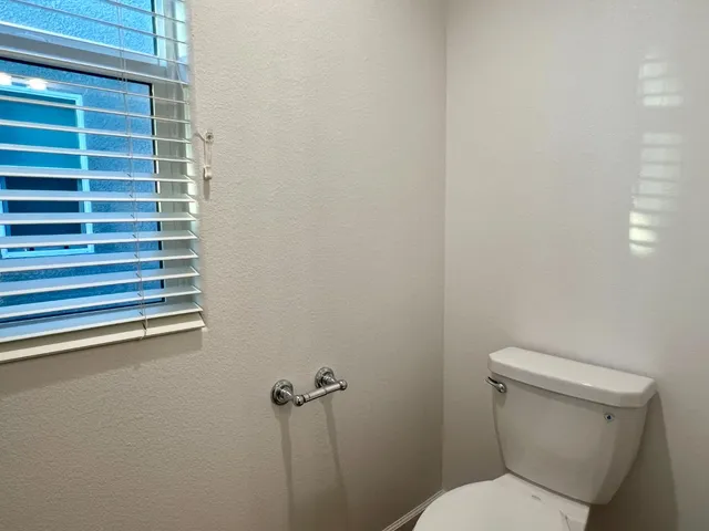 $475,000 | 2959 North Stanley Avenue, Fresno, CA 93737