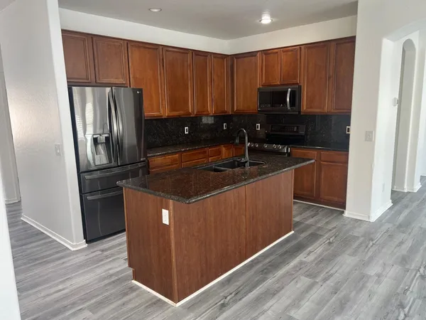 $3,500 | 4140 East Claxton Avenue, Gilbert, AZ 85297
