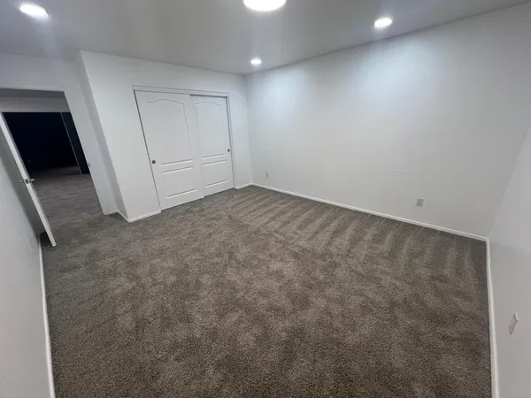 $3,500 | 4140 East Claxton Avenue, Gilbert, AZ 85297