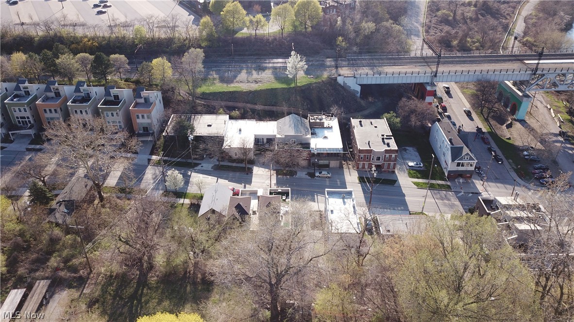 1950 Columbus Road Cleveland, OH 44113 - Photo 4 of 33 Gallery Image 4