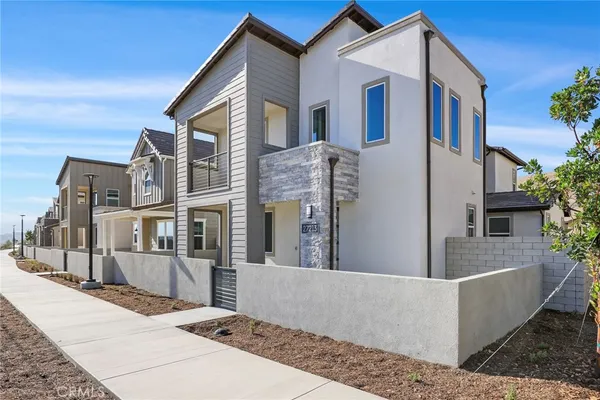$5,200 | 27213 Tamarack Lane, Valencia, CA 91381