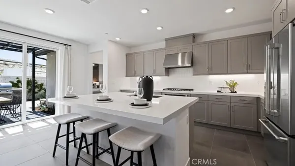 $5,200 | 27213 Tamarack Lane, Valencia, CA 91381