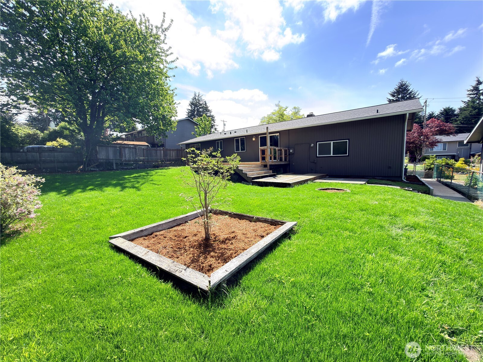 2420 Southwest 326th Street Federal Way, WA 98023 - Photo 33 of 35