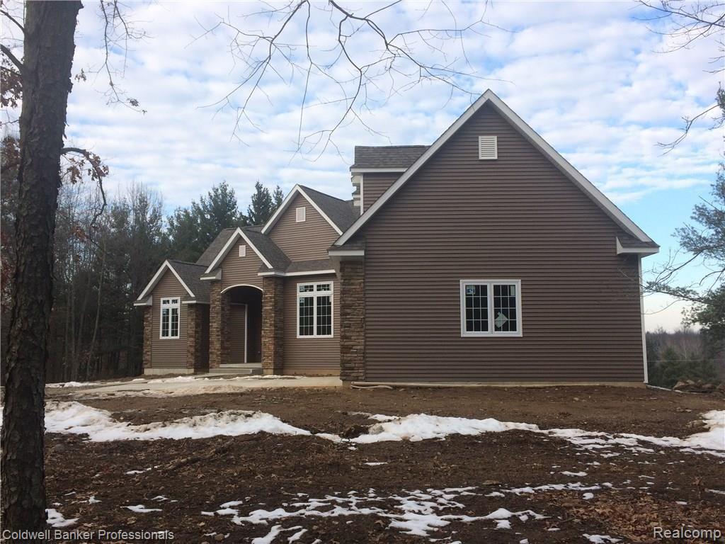2841 Miller Road Metamora, MI 48455 - Photo 4 of 19 IMG_1401.JPG