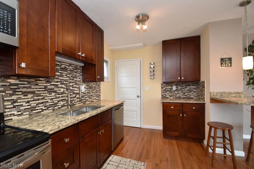 2472 Queenston Road Cleveland, OH 44118 - Photo 13 of 34 Gallery Image 13