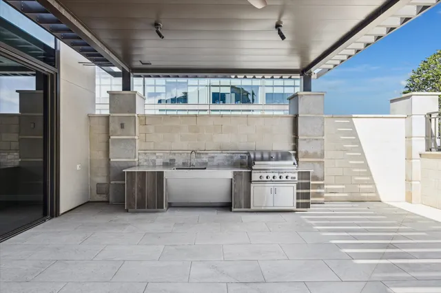 $6,447 | 9757 Katy Freeway, Unit 822, Houston, TX 77024