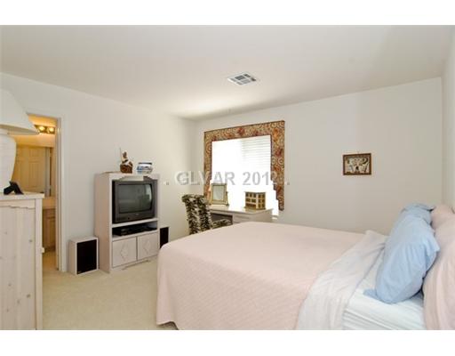 2225 Loggerhead Road Las Vegas, NV 89117 - Photo 9 of 12 Other. Guest Room