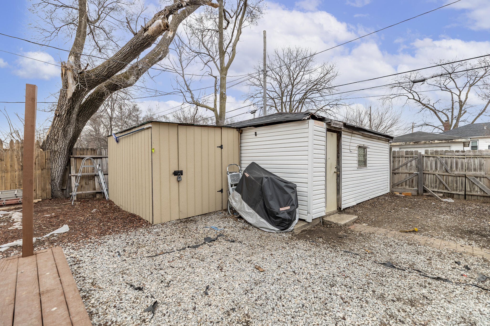 745 Porter Street Gary, IN 46406 - Photo 23 of 25 2054x1369