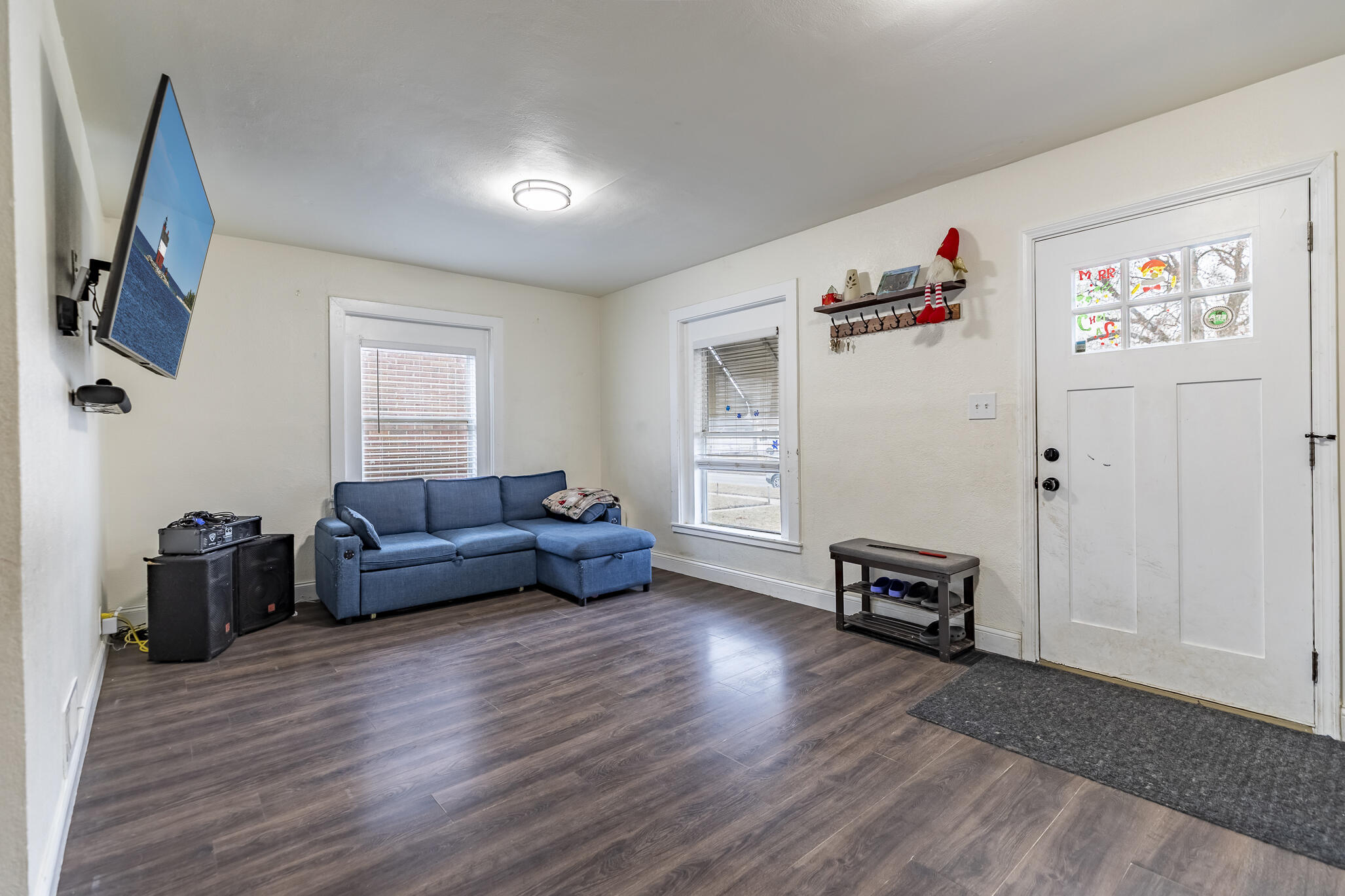 745 Porter Street Gary, IN 46406 - Photo 7 of 25 2054x1369