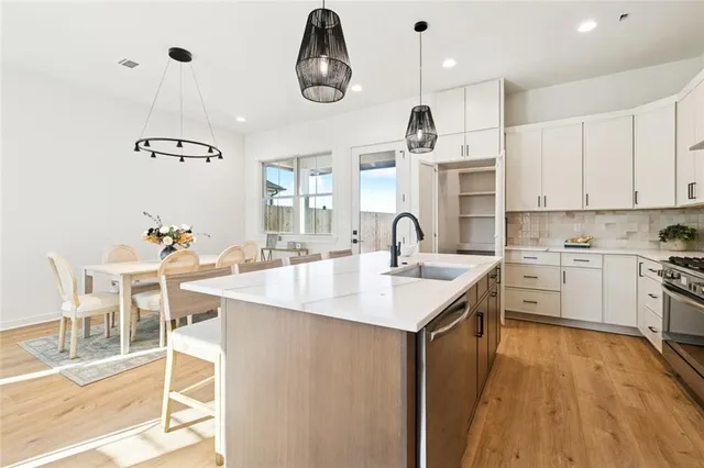 $499,000 | 1721 Vegas Drive, Metairie, LA 70003