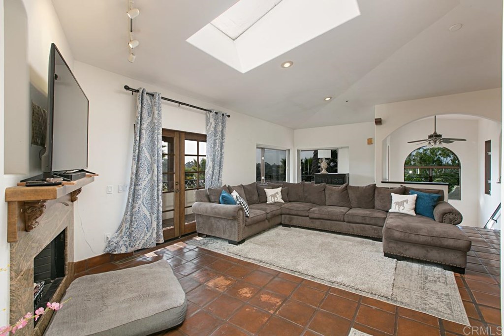 3485 Lone Jack Road Encinitas, CA 92024 - Photo 5 of 26