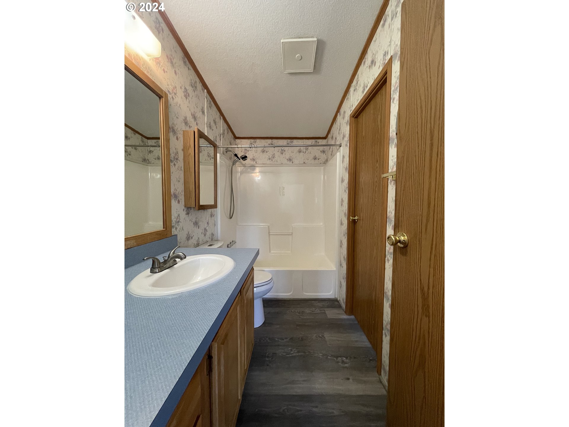 223 Northeast 43rd Street Pendleton, OR 97801 - Photo 9 of 12 Gallery Image 9