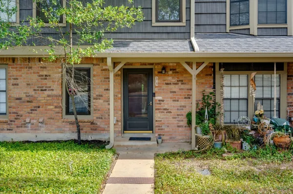 $227,500 | 11821 Bittern Hollow, Unit 34, Austin, TX 78758