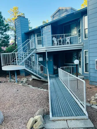 $1,750 | 2600 South White Mountain Road, Show Low, AZ 85901