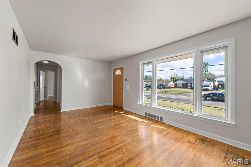 9419 Jennings Station Road St. Louis, MO 63136 - Photo 13 of 29