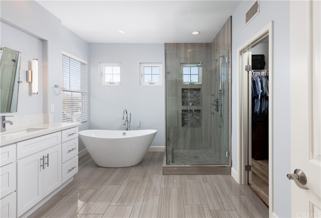 10 Salvo Irvine, CA 92606 - Photo 22 of 35