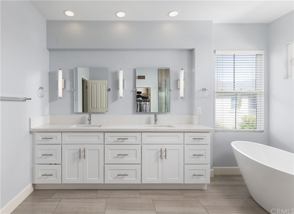 10 Salvo Irvine, CA 92606 - Photo 23 of 35