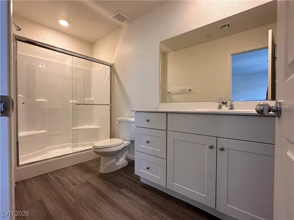 $1,850 | 479 Waterfall Cove, Henderson, NV 89002