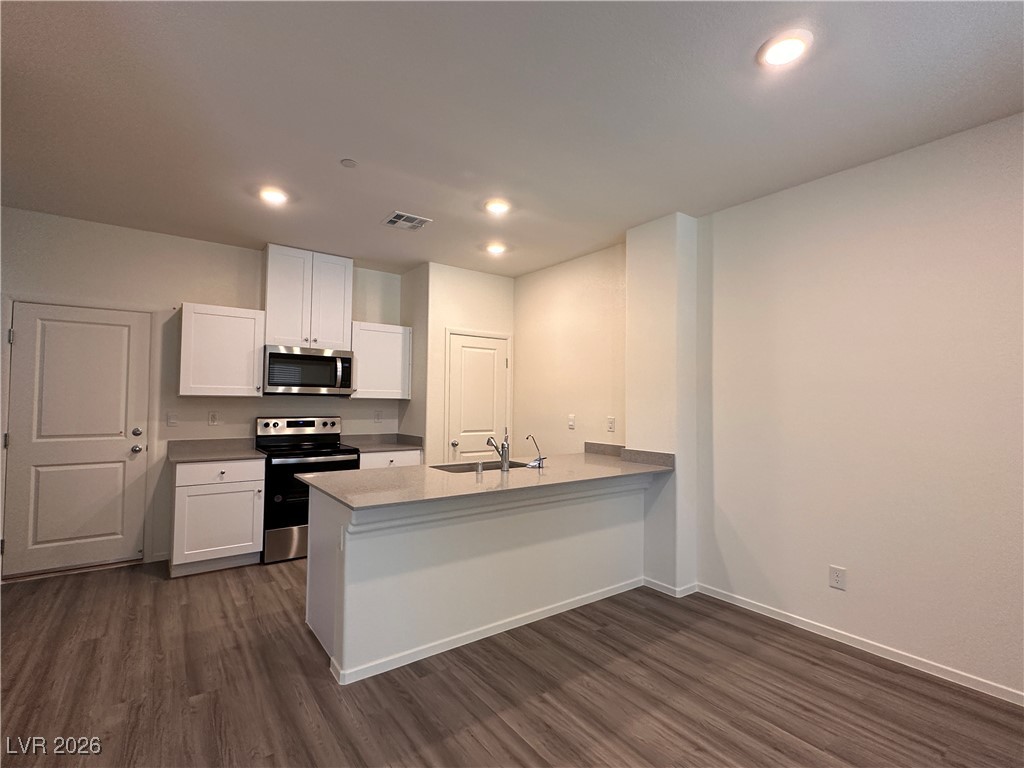 479 Waterfall Cove Henderson, NV 89002 - Photo 7 of 28