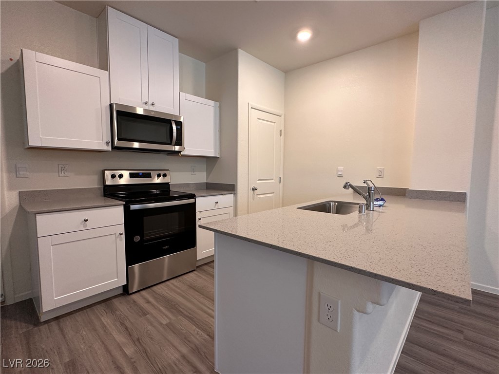 479 Waterfall Cove Henderson, NV 89002 - Photo 10 of 28