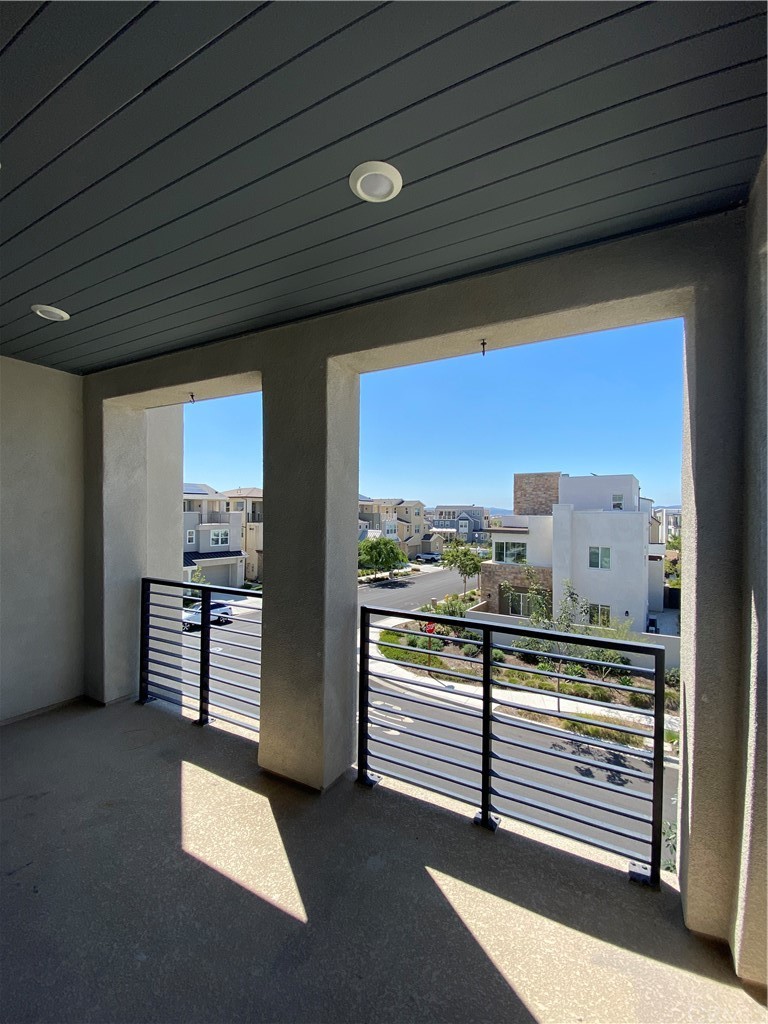 119 Pitch Irvine, CA 92618 - Photo 4 of 11