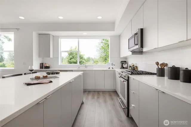 $1,099,995 | 3915 198th Street Southeast, Unit E2, Bothell, WA 98012