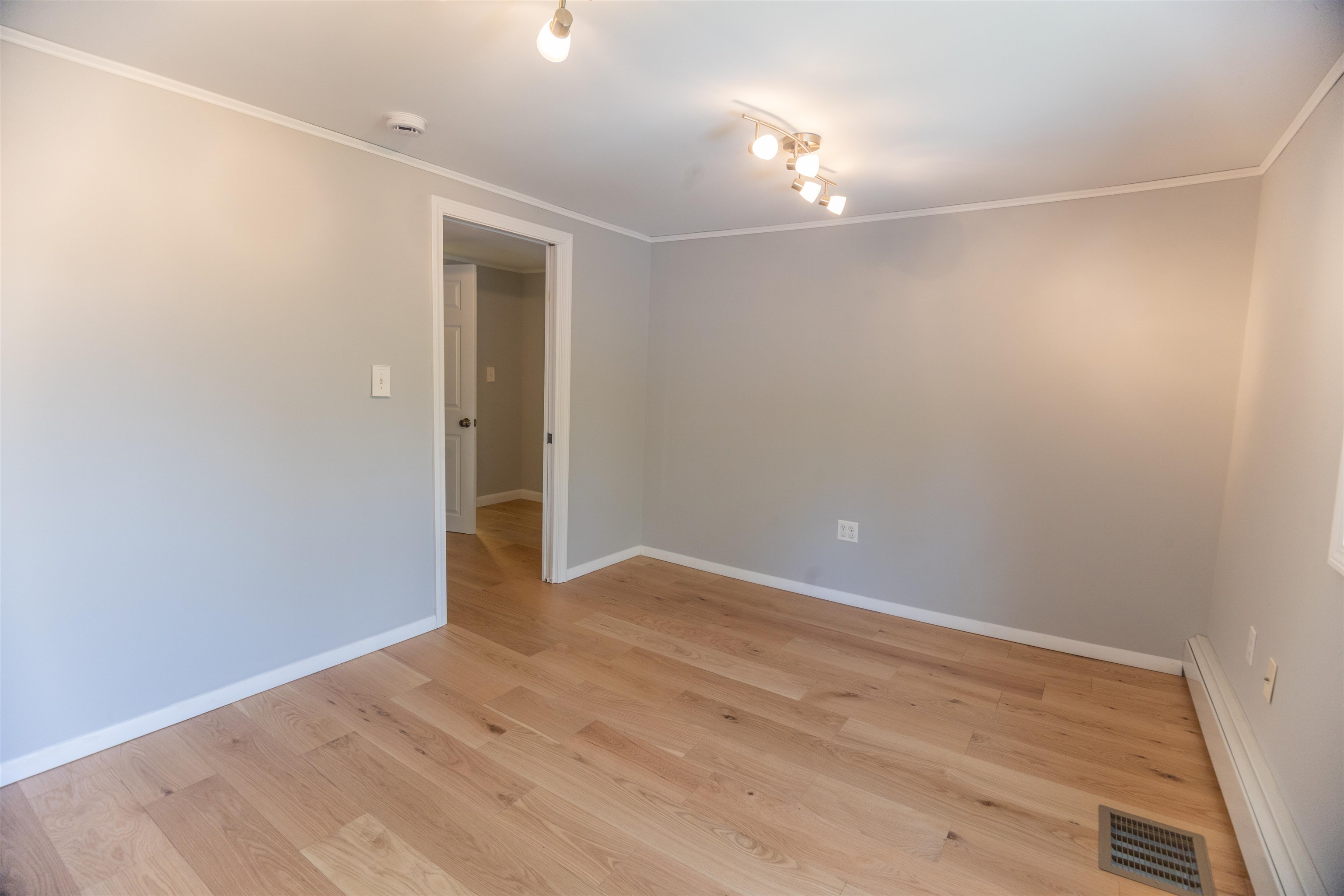 20 Shore Road Somersworth, NH 03878 - Photo 25 of 53