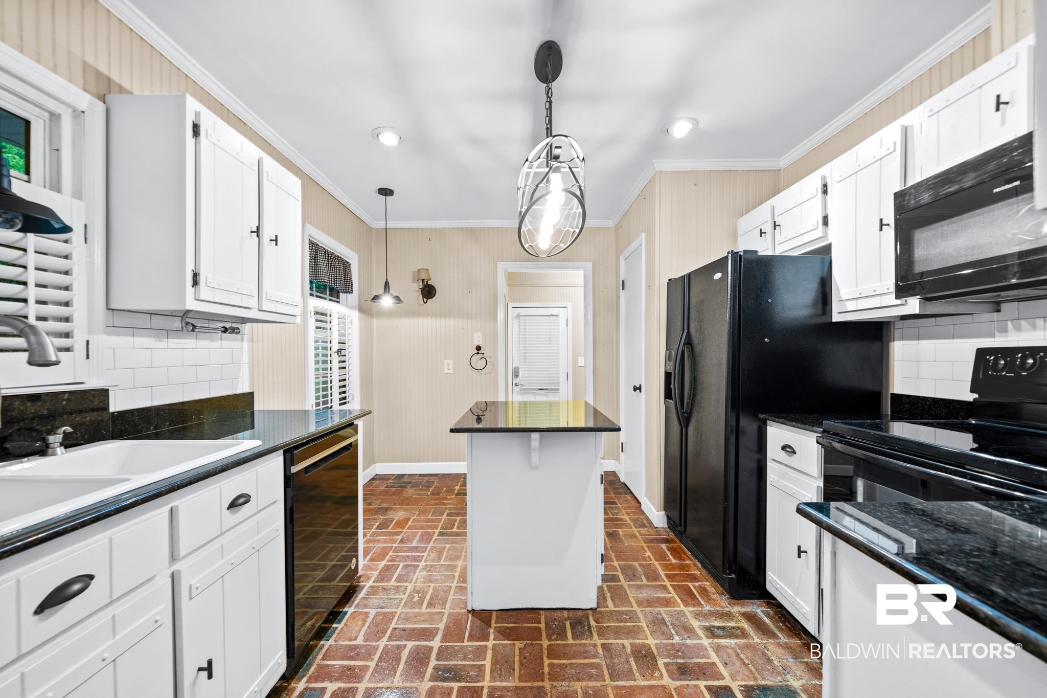 3503 Spring Hill Avenue Mobile, AL 36608 - Photo 7 of 30