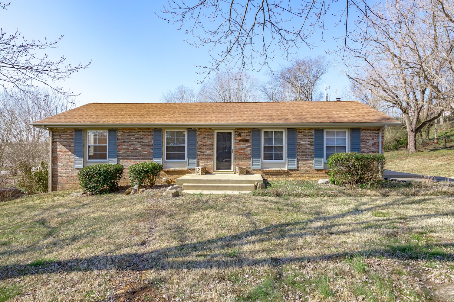 910 Branch Road Clarksville, TN 37043 - Photo 1 of 24 Gallery Image 1