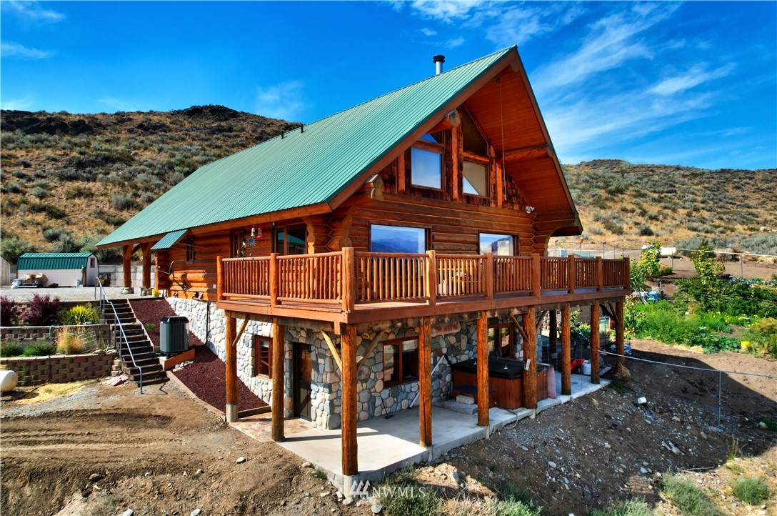 35 Raven Road Winthrop, WA 98862 - Photo 1 of 40 Gallery Image 1