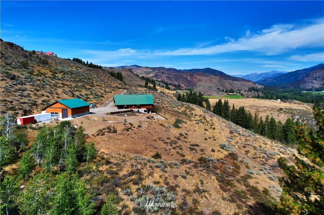 35 Raven Road Winthrop, WA 98862 - Photo 3 of 40 Gallery Image 3