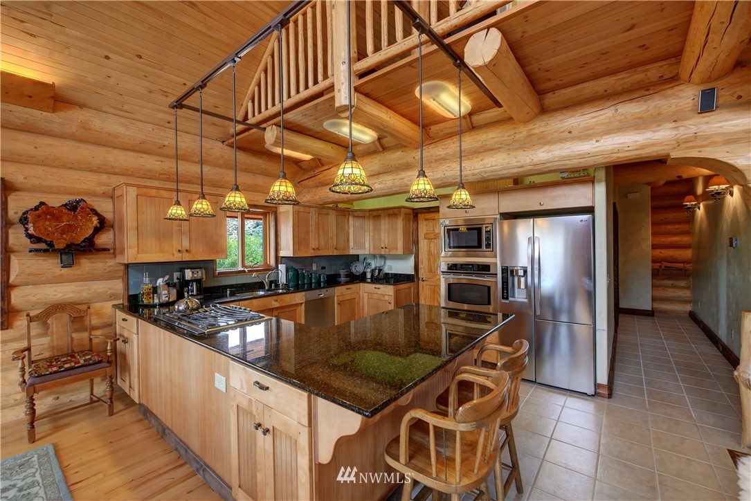 35 Raven Road Winthrop, WA 98862 - Photo 9 of 40 Gallery Image 9